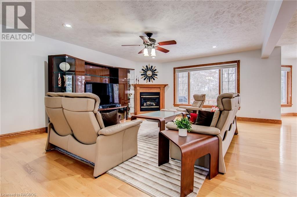 Listing 40380261 - Large Photo # 15
