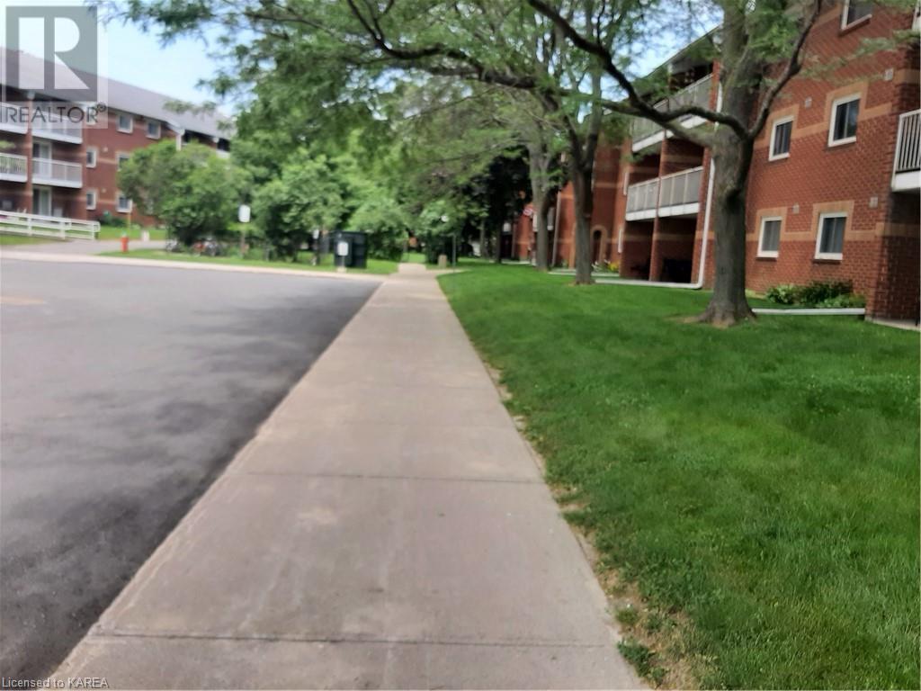 Listing 40380385 - Large Photo # 6