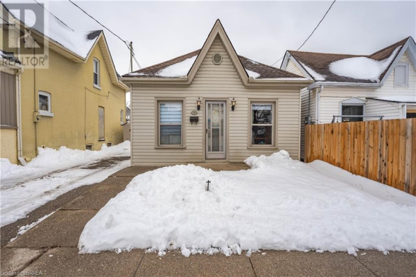 131 BRUCE Street, Brantford