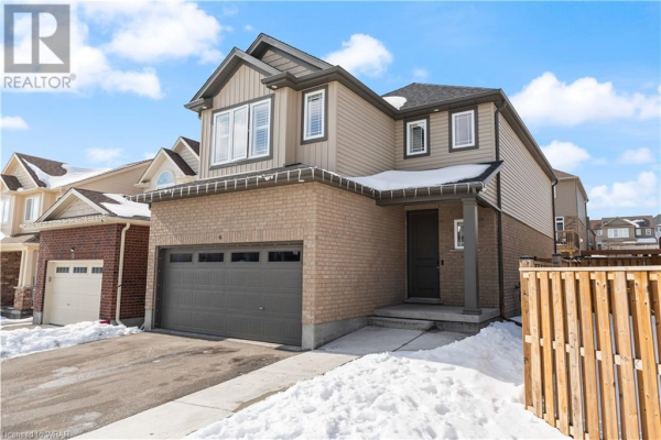 6 SANDYBAY Avenue, Kitchener
