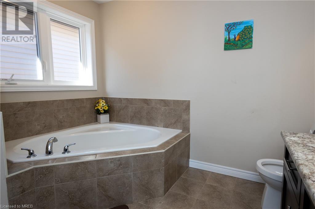 Listing 40380582 - Large Photo # 30