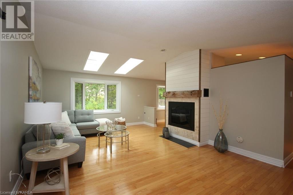Listing 40380640 - Large Photo # 4