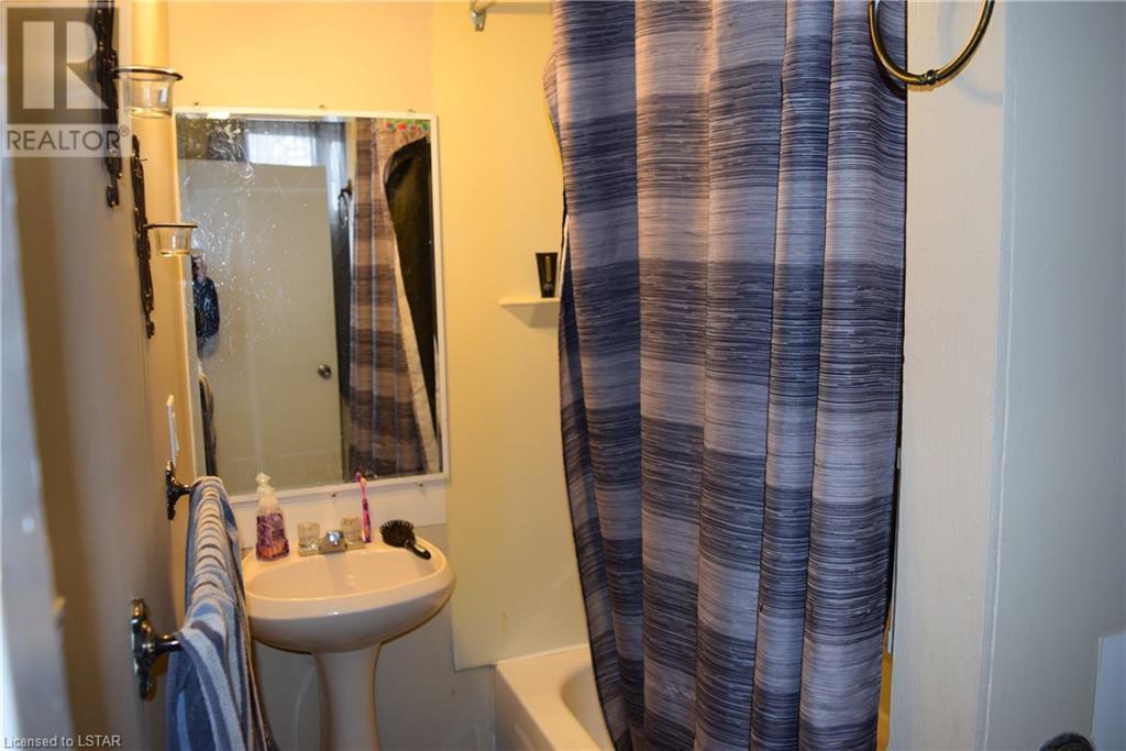 Listing 40380647 - Large Photo # 10
