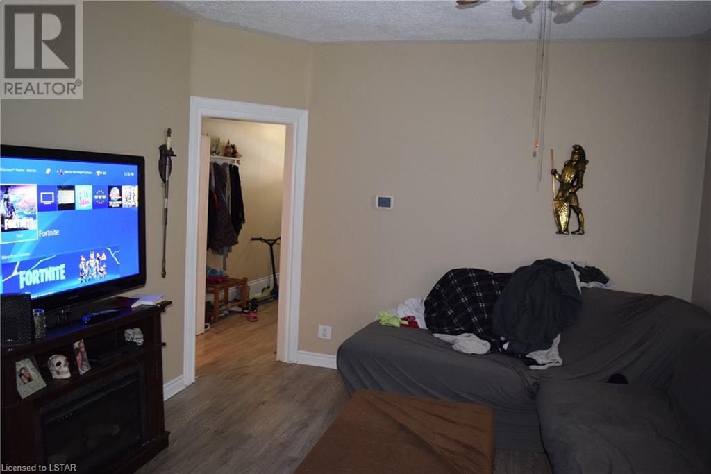 Listing 40380647 - Large Photo # 6