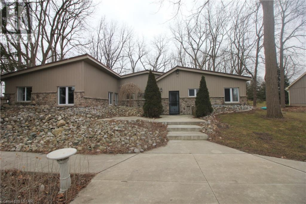 23992 DENFIELD Road, Middlesex Centre