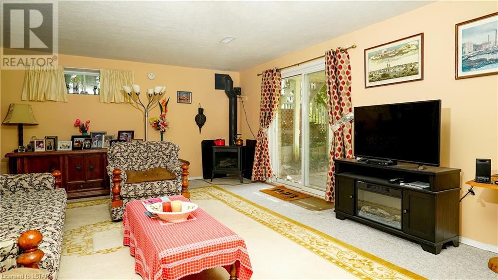 Listing 40381212 - Large Photo # 19