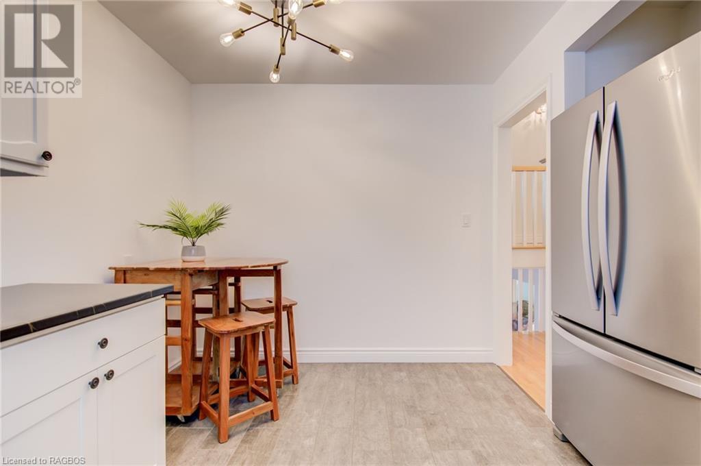 245 4TH Avenue W, Owen Sound