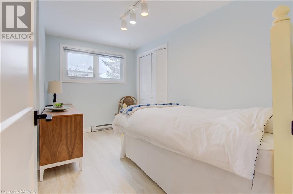 245 4TH Avenue W, Owen Sound