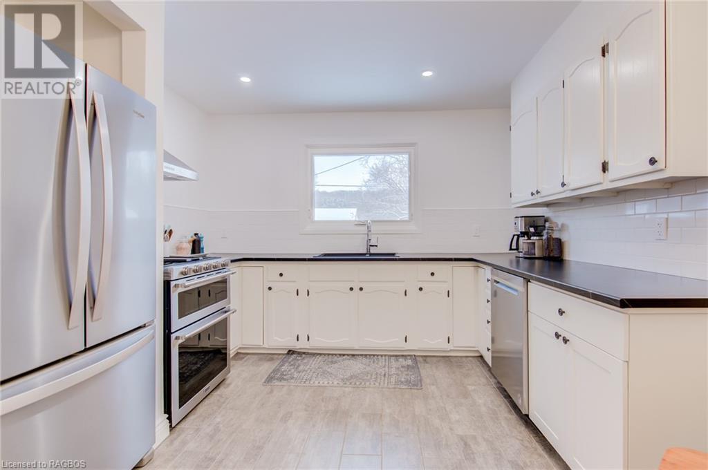 245 4TH Avenue W, Owen Sound