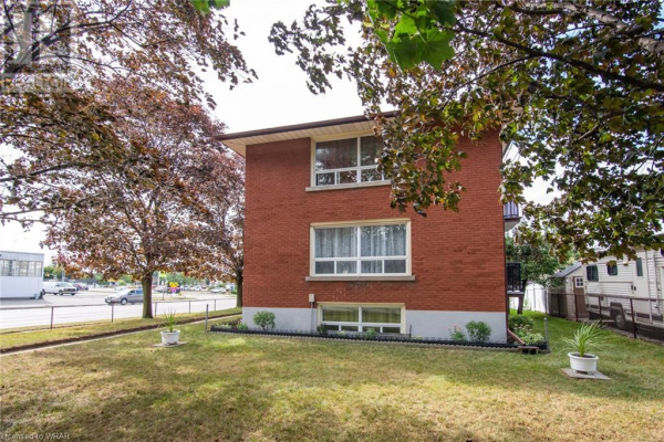10 PINECREST Drive, Kitchener