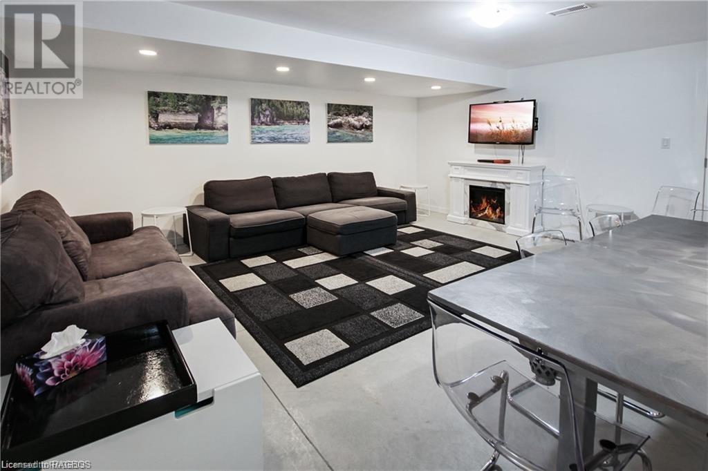 Listing 40381469 - Large Photo # 43