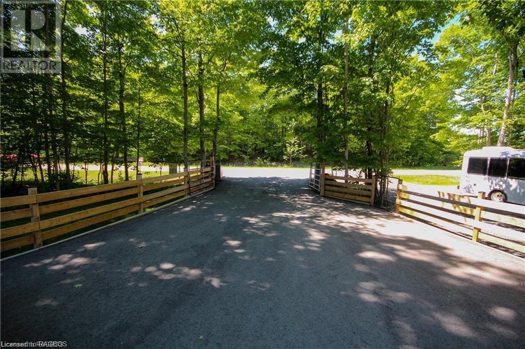 Listing 40381469 - Large Photo # 17