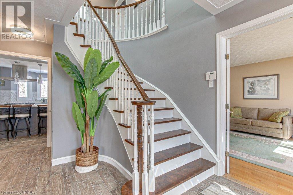 Listing 40381474 - Large Photo # 2