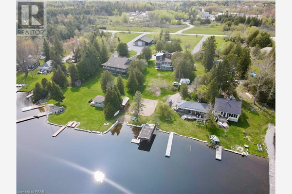 40 RIVERVIEW Drive, Fenelon Falls
