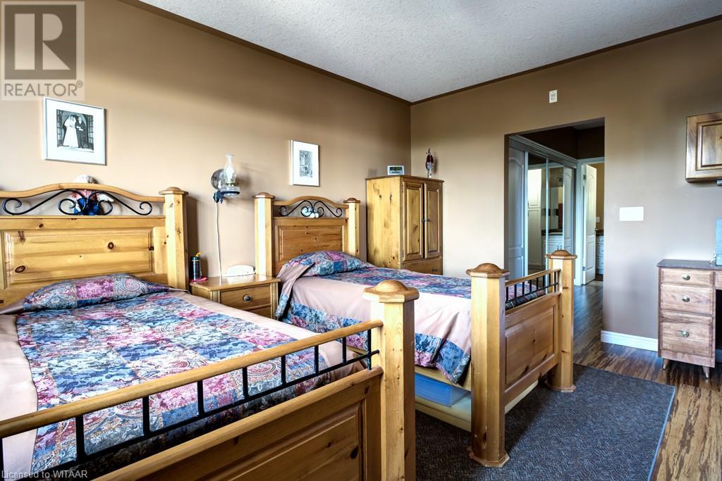 Listing 40381743 - Large Photo # 15