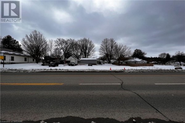 97 SIMCOE Street, Tillsonburg
