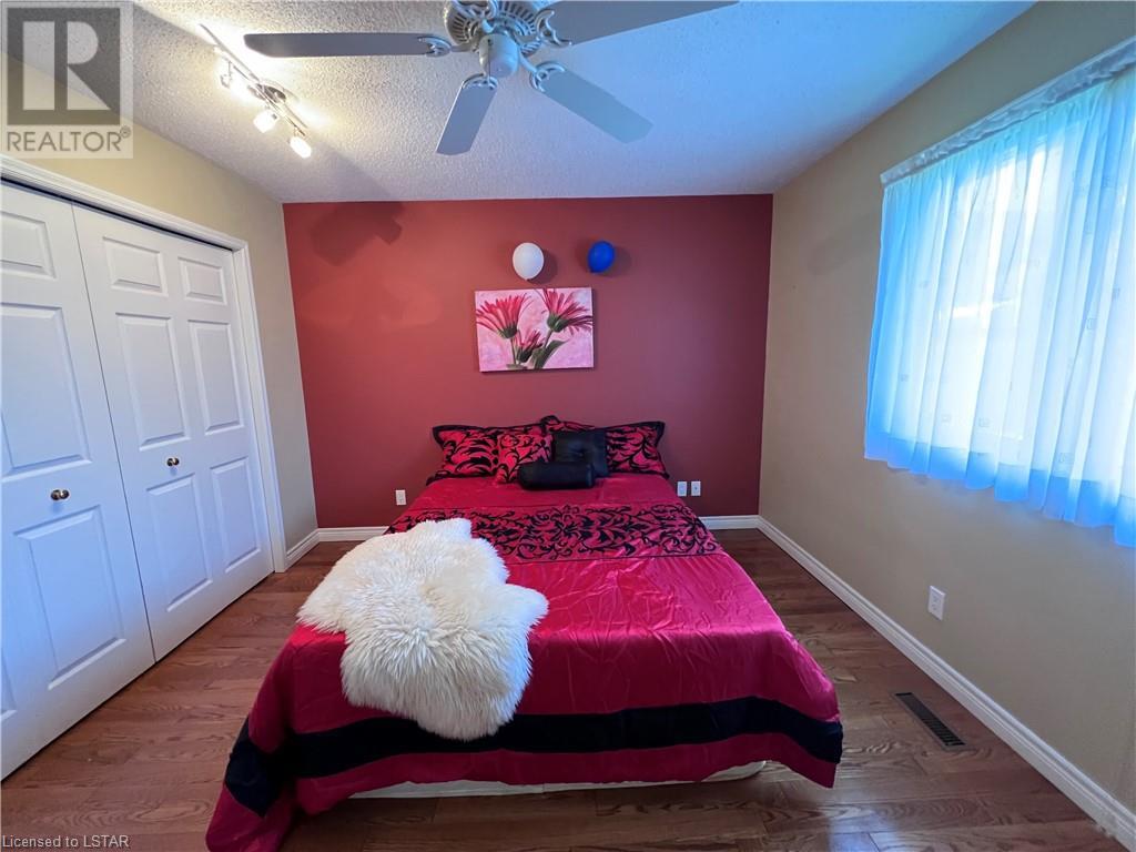 Listing 40381909 - Large Photo # 10