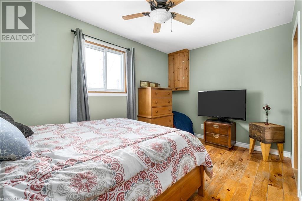 Listing 40382009 - Large Photo # 15