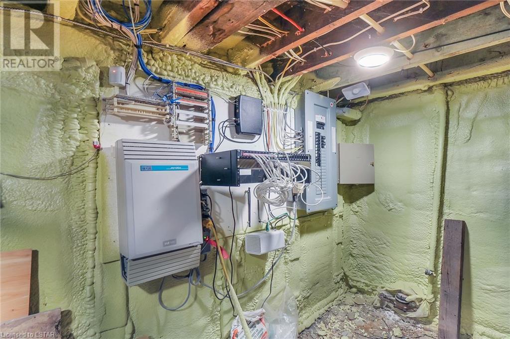 Listing 40382020 - Large Photo # 20
