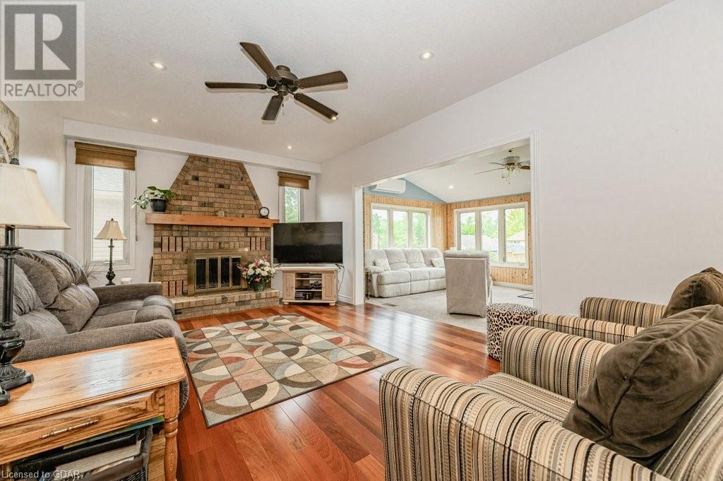 Listing 40382063 - Large Photo # 13