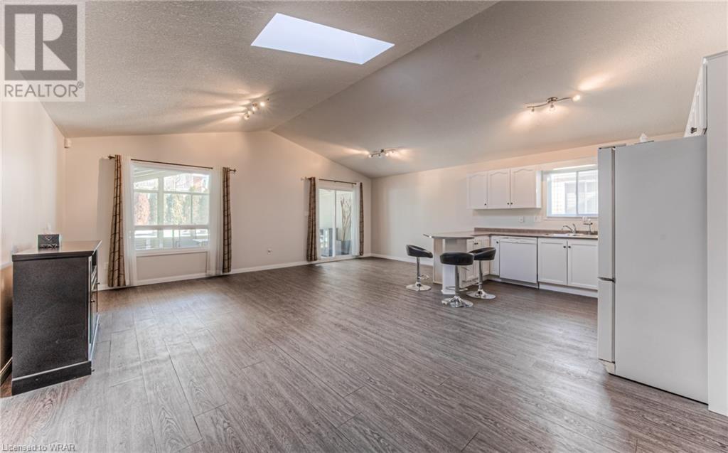 Listing 40382086 - Large Photo # 7