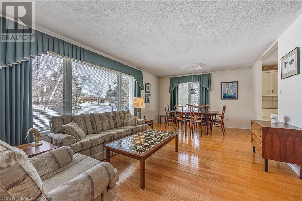 Listing 40382252 - Large Photo # 11