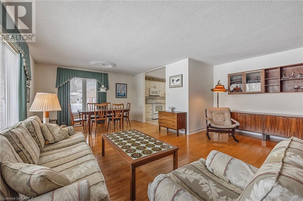 Listing 40382252 - Large Photo # 12