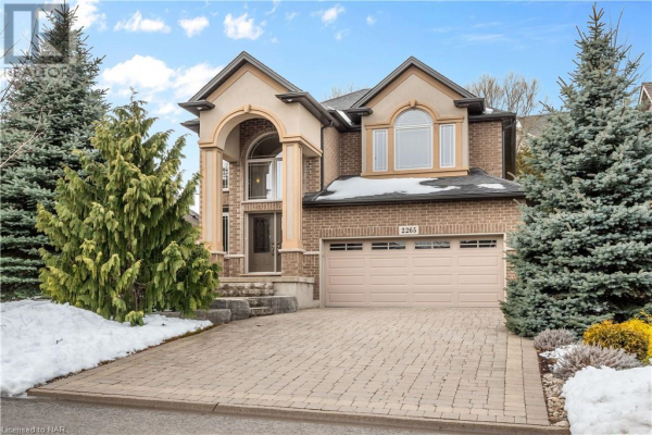2265 SANDHILL Drive, Niagara Falls