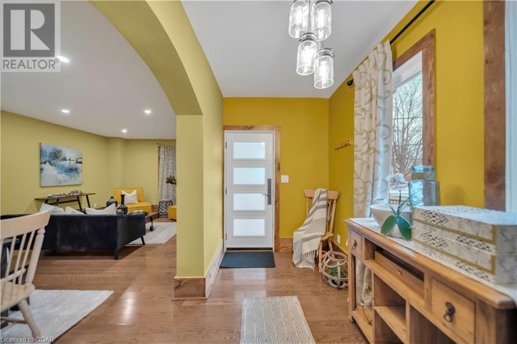 Listing 40382414 - Large Photo # 4