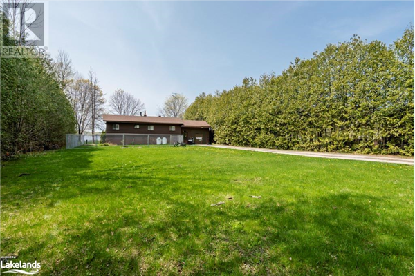 12 ACORN Lane, Waubaushene