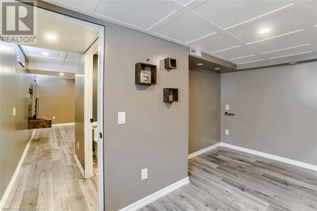 Listing 40382601 - Large Photo # 24