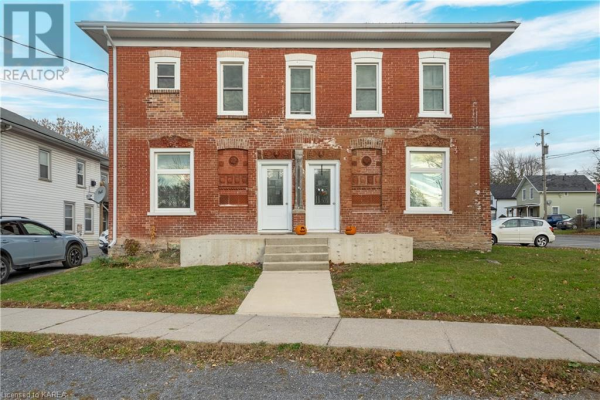 267/265 DUNDAS Street, Deseronto