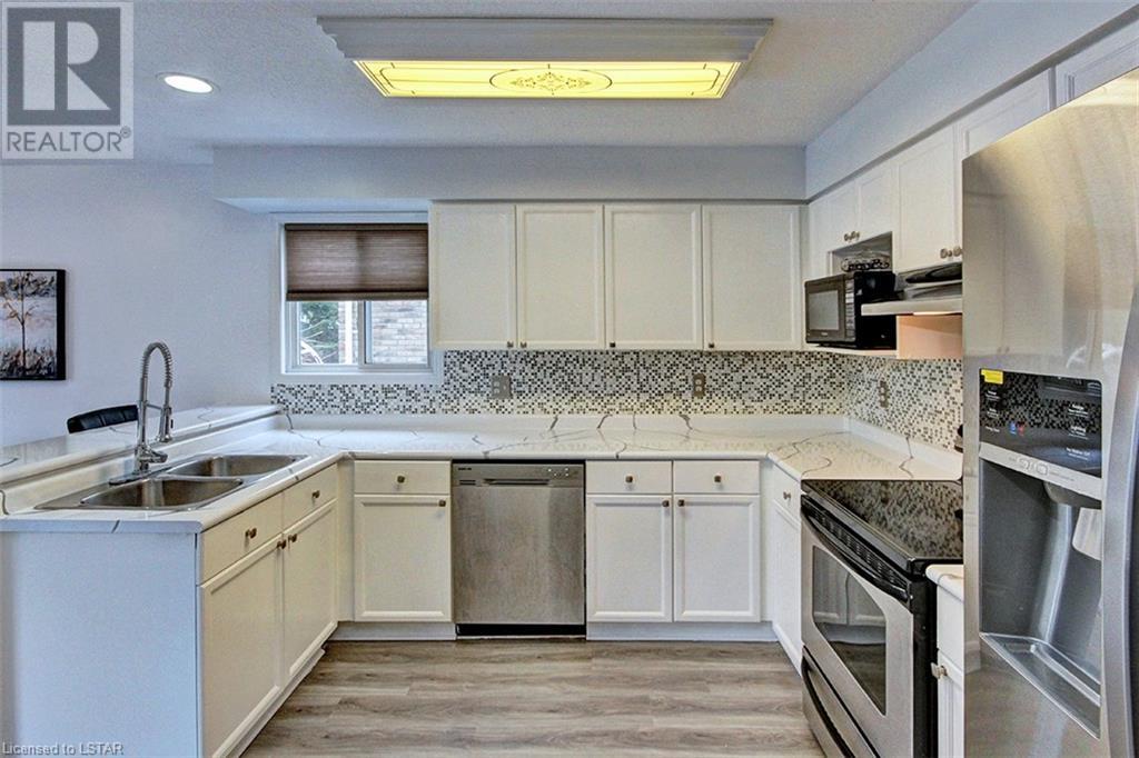 Listing 40382817 - Large Photo # 10