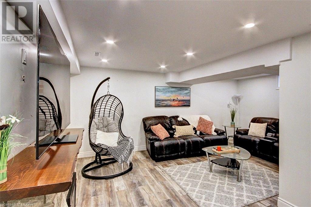 Listing 40382817 - Large Photo # 19