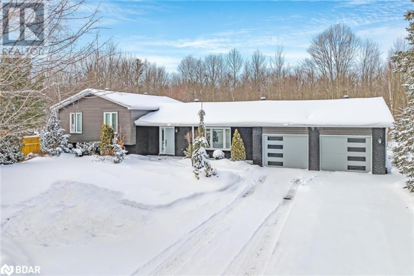3752 HORSESHOE VALLEY Road W, Springwater