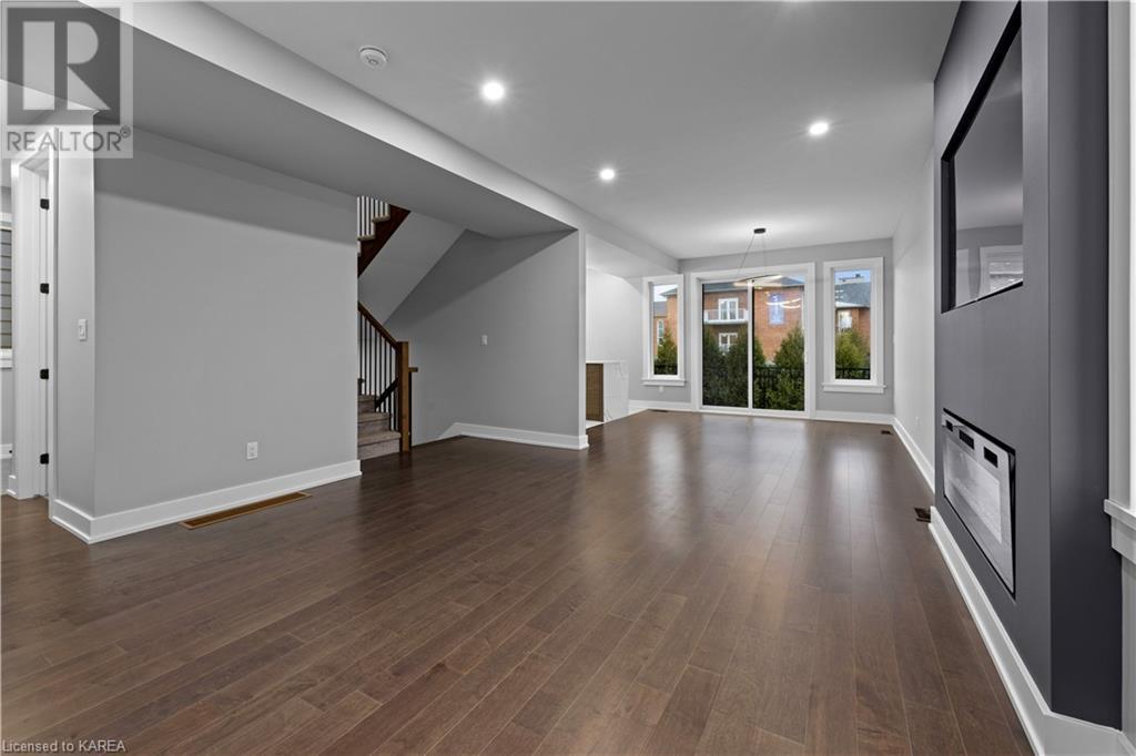 Listing 40383220 - Large Photo # 7