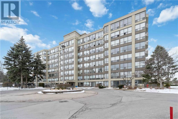 5100 DORCHESTER Road Unit# 709, Niagara Falls
