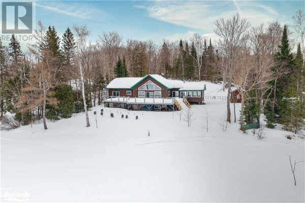 41 SHERWOOD Crescent, Perry