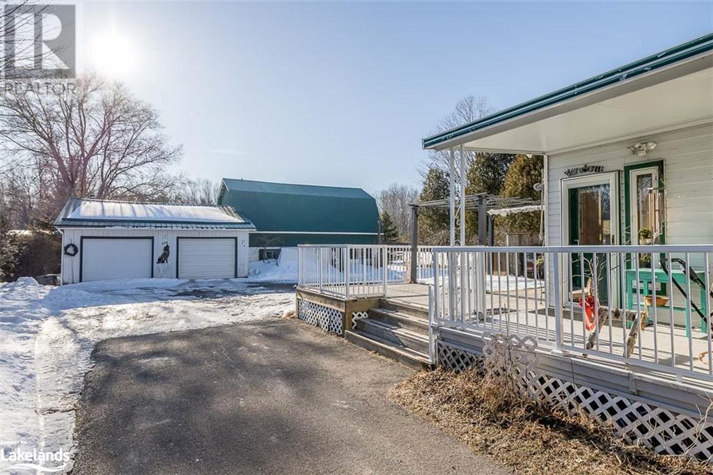 Listing 40383739 - Large Photo # 3