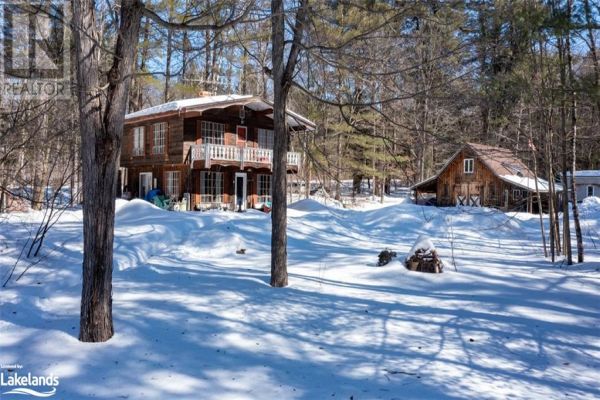 3883 MUSKOKA RD 118 Highway W, Port Carling