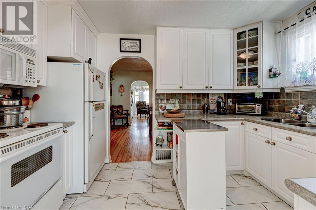 Listing 40384055 - Large Photo # 17