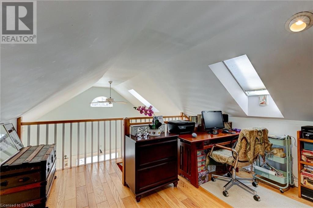 Listing 40384055 - Large Photo # 25