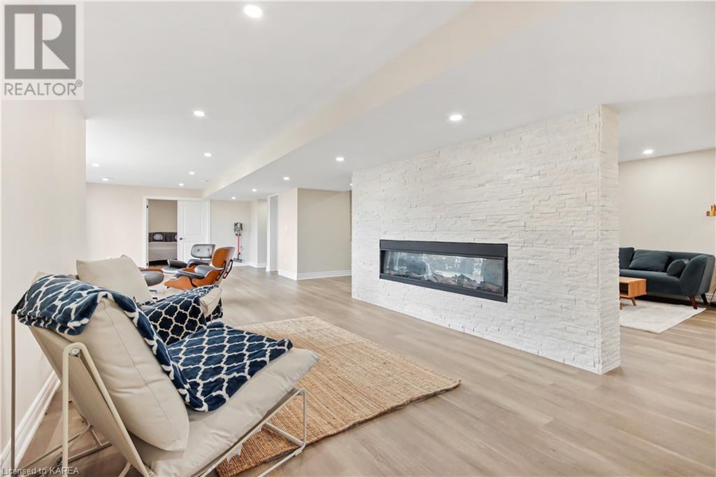 Listing 40384084 - Large Photo # 24