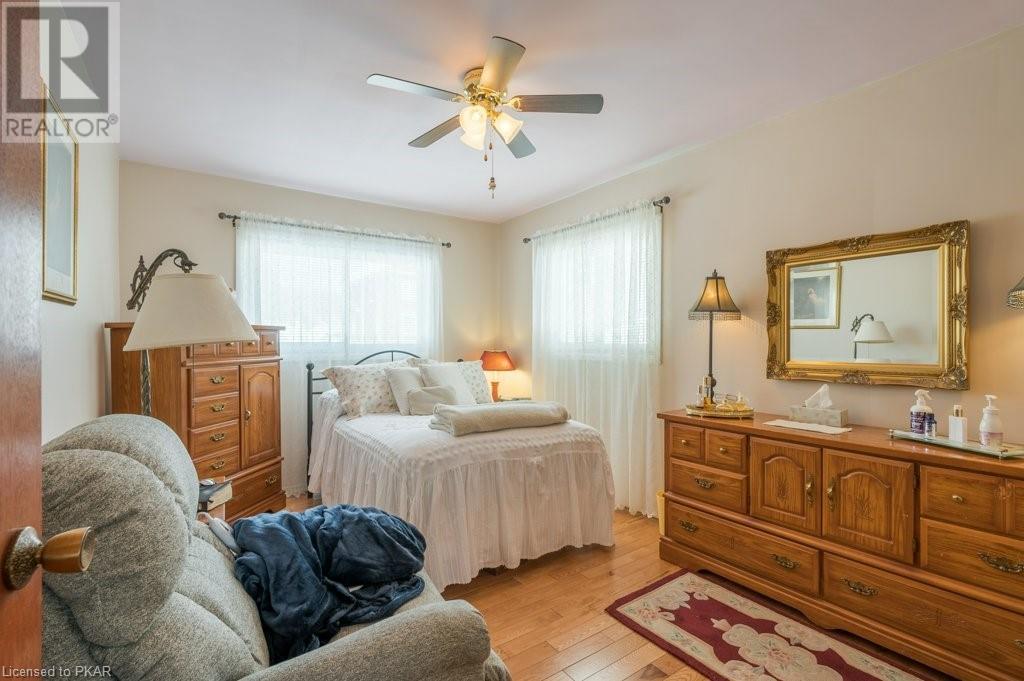 Listing 40384165 - Large Photo # 14