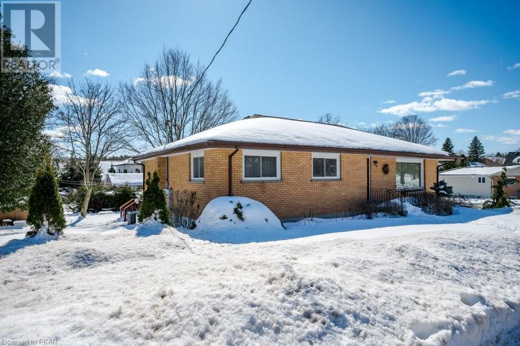 Listing 40384165 - Large Photo # 2