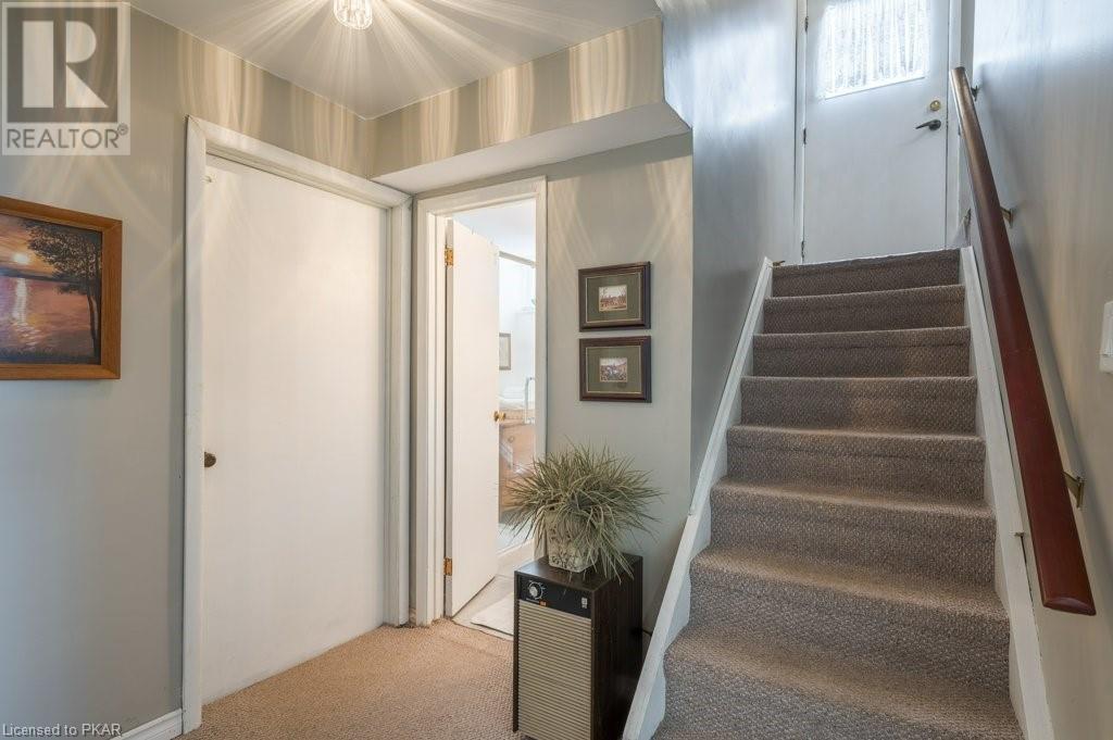 Listing 40384165 - Large Photo # 18