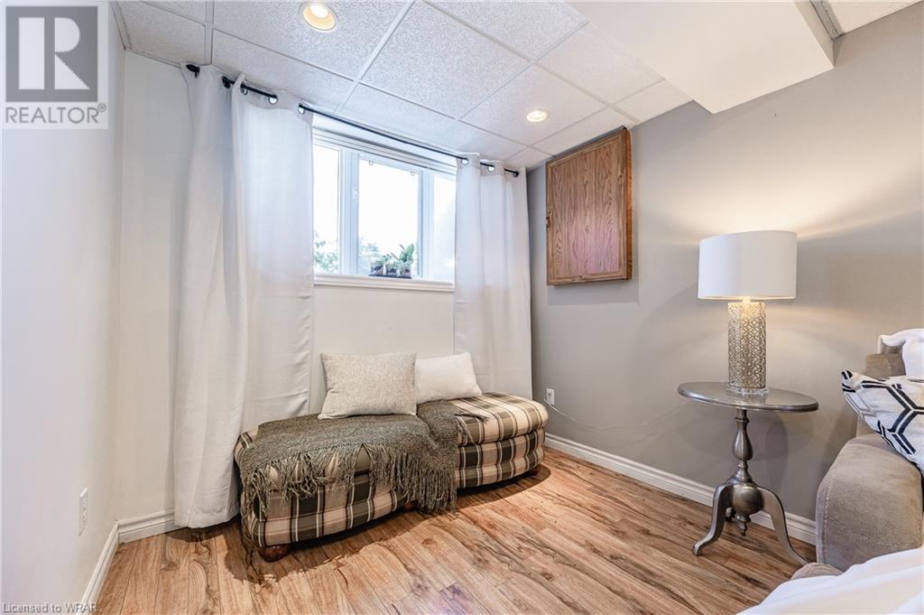 Listing 40384187 - Large Photo # 35