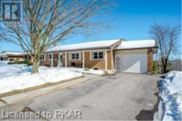 1555 CHERRYHILL Road, Peterborough