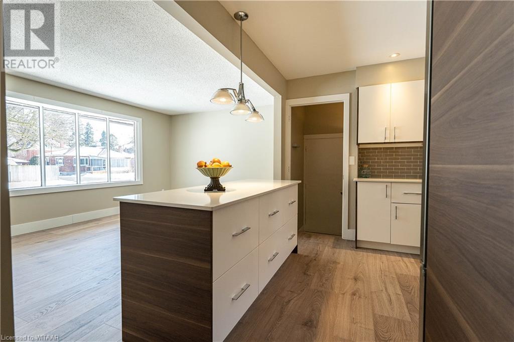 Listing 40384458 - Large Photo # 6