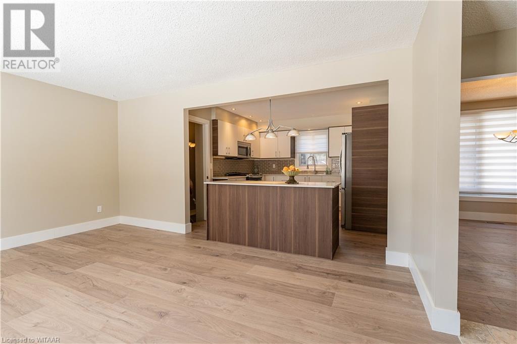 Listing 40384458 - Large Photo # 13